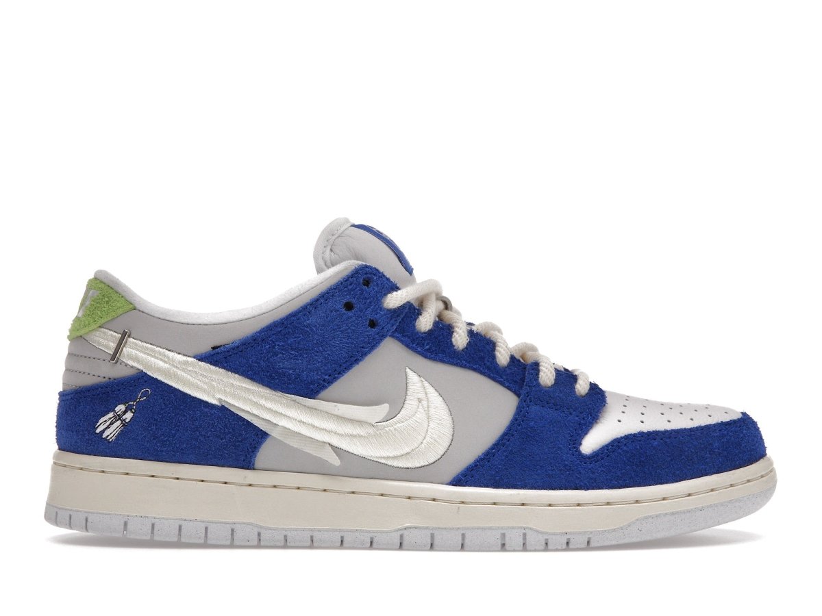 Fly Streetwear x Nike SB Dunk Low Pro - SNEAKZ HEAVEN