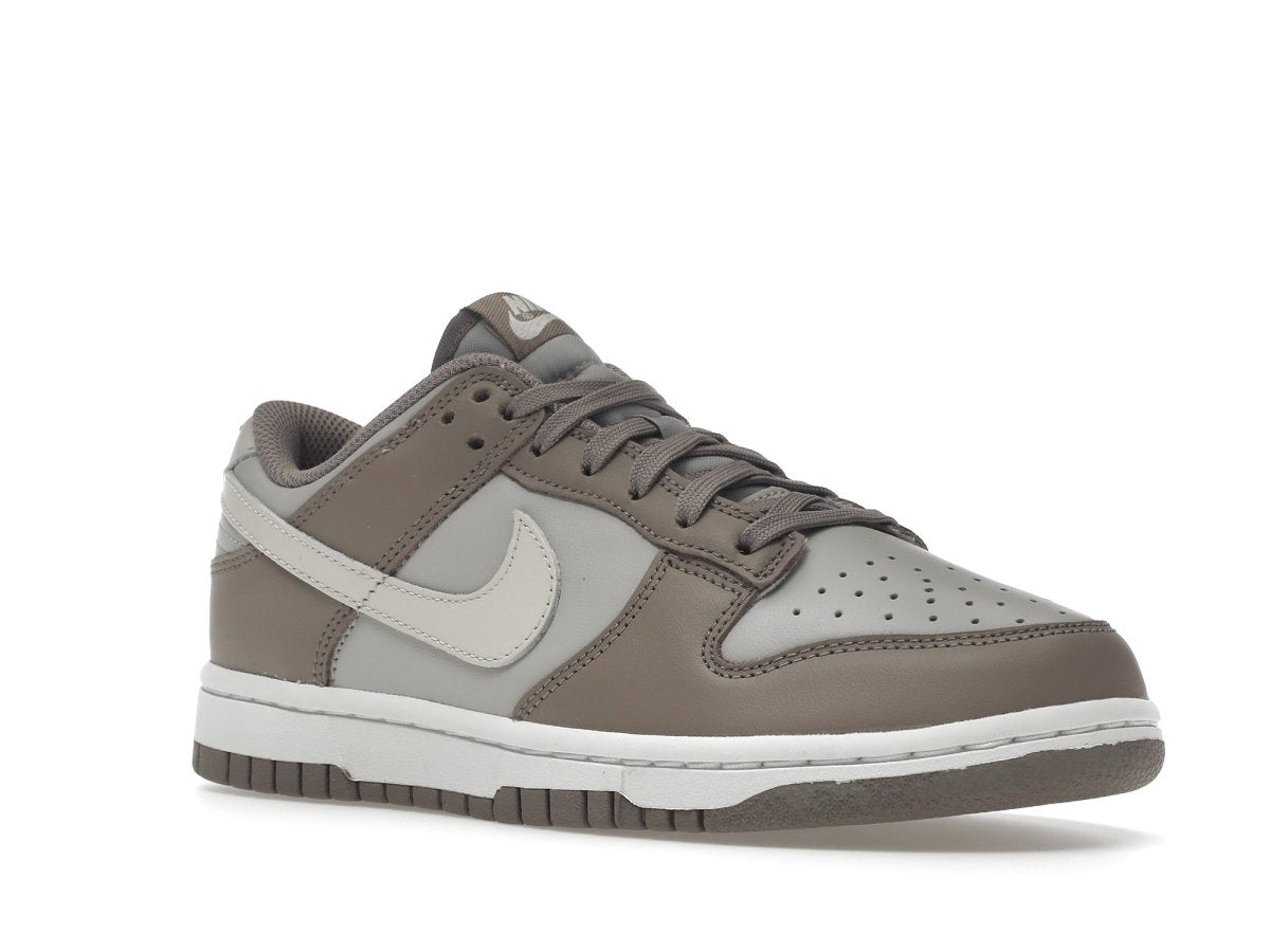 Nike Dunk Low Bone Beige (W) - SNEAKZ HEAVEN