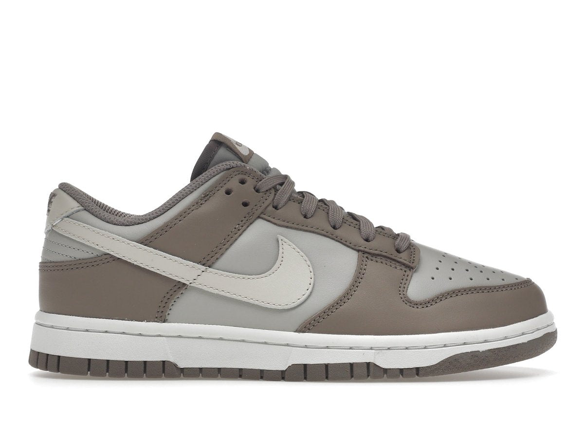 Nike Dunk Low Bone Beige (W) - SNEAKZ HEAVEN