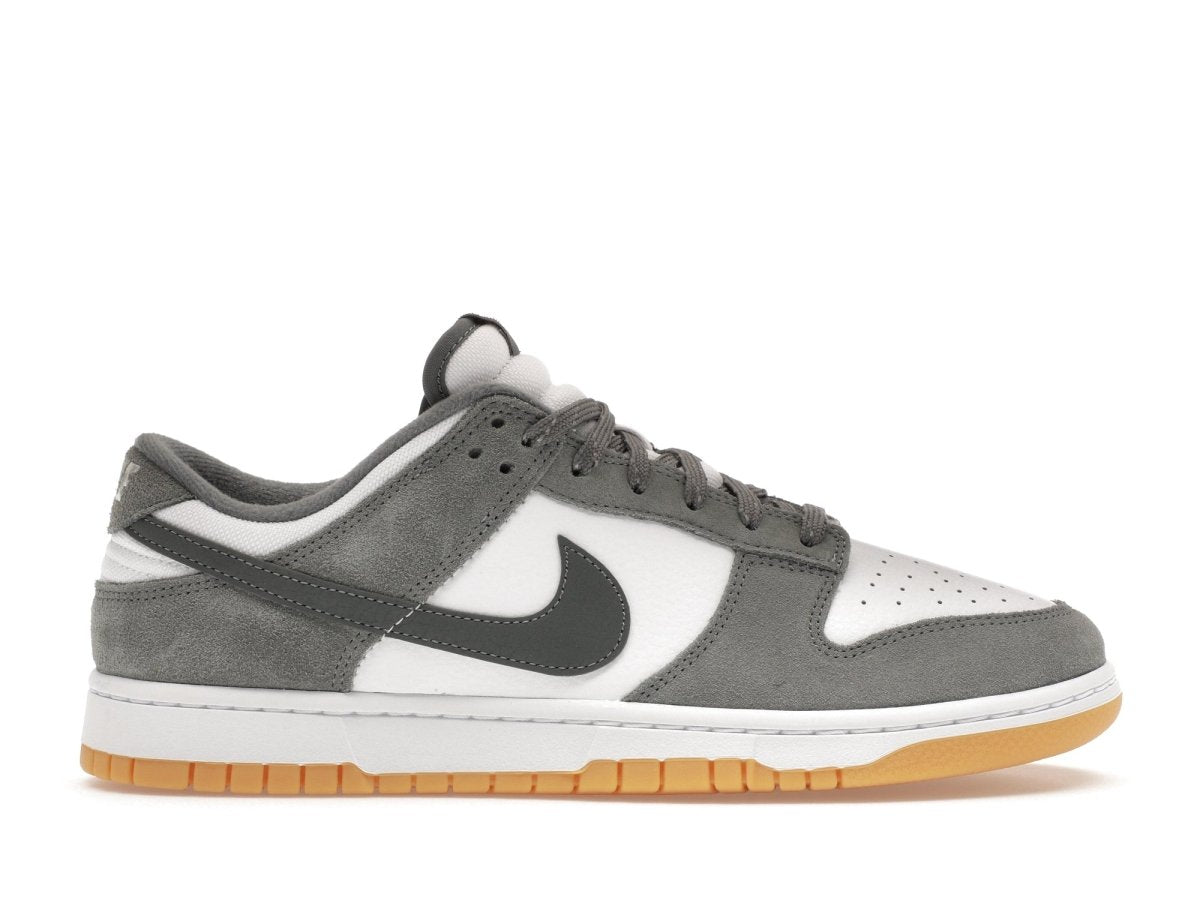 Nike Dunk Low Smoke Grey Gum 3M-Swoosh - SNEAKZ HEAVEN