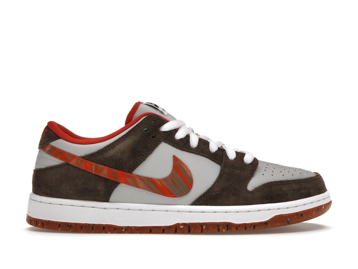 Nike SB Dunk Low Crushed D.C. - SNEAKZ HEAVEN